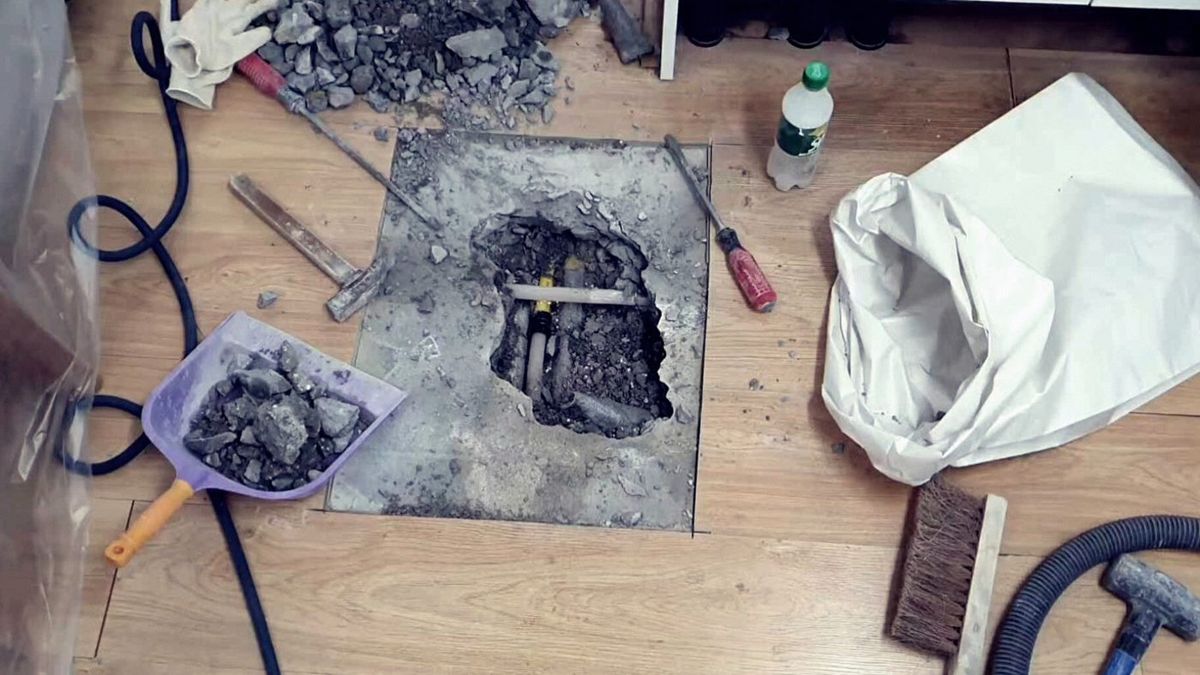 질소가압으로 배관 압력을 걸어 새는 구간을 좁히는 과정